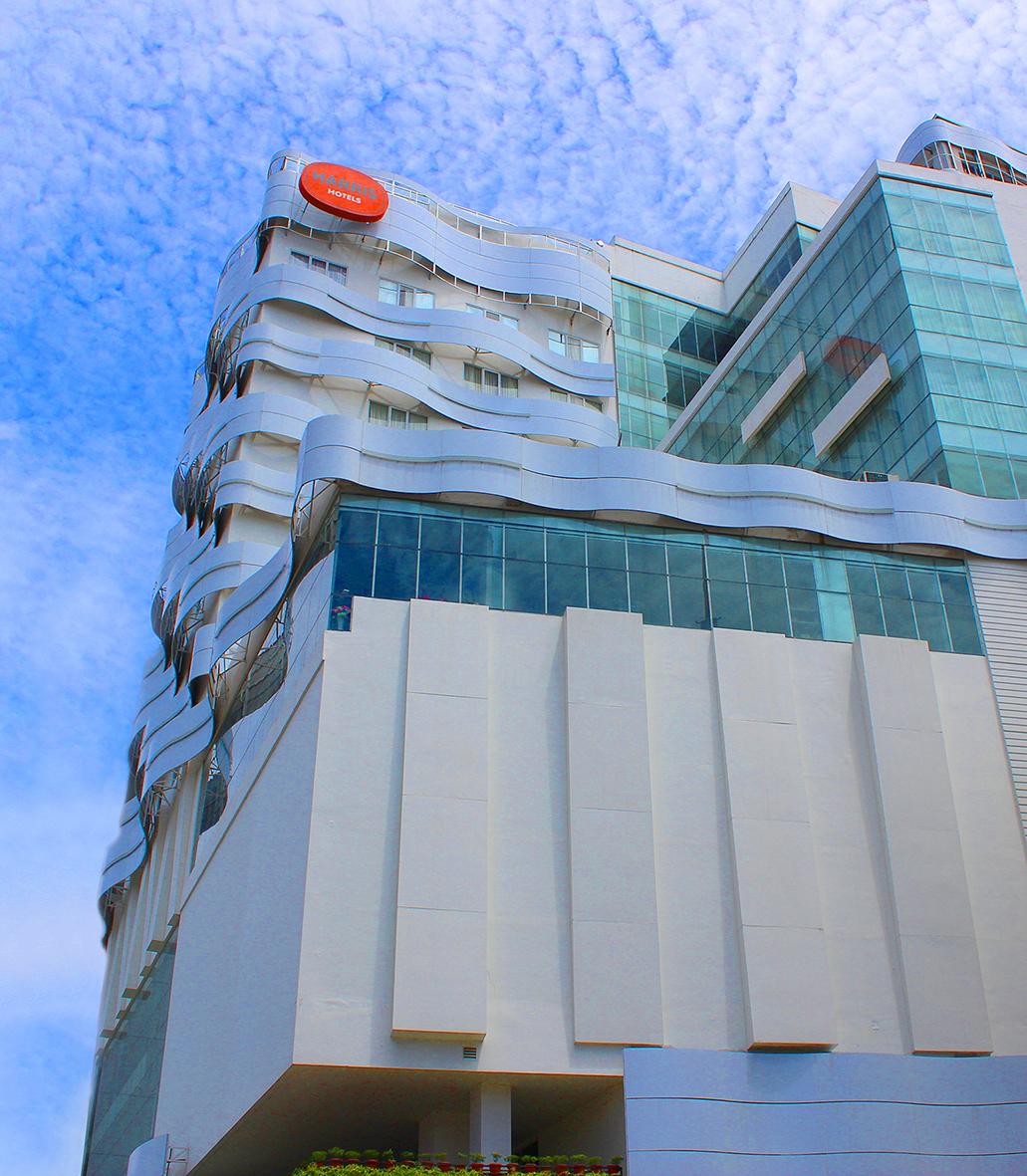 HARRIS Hotel Pontianak Esterno foto